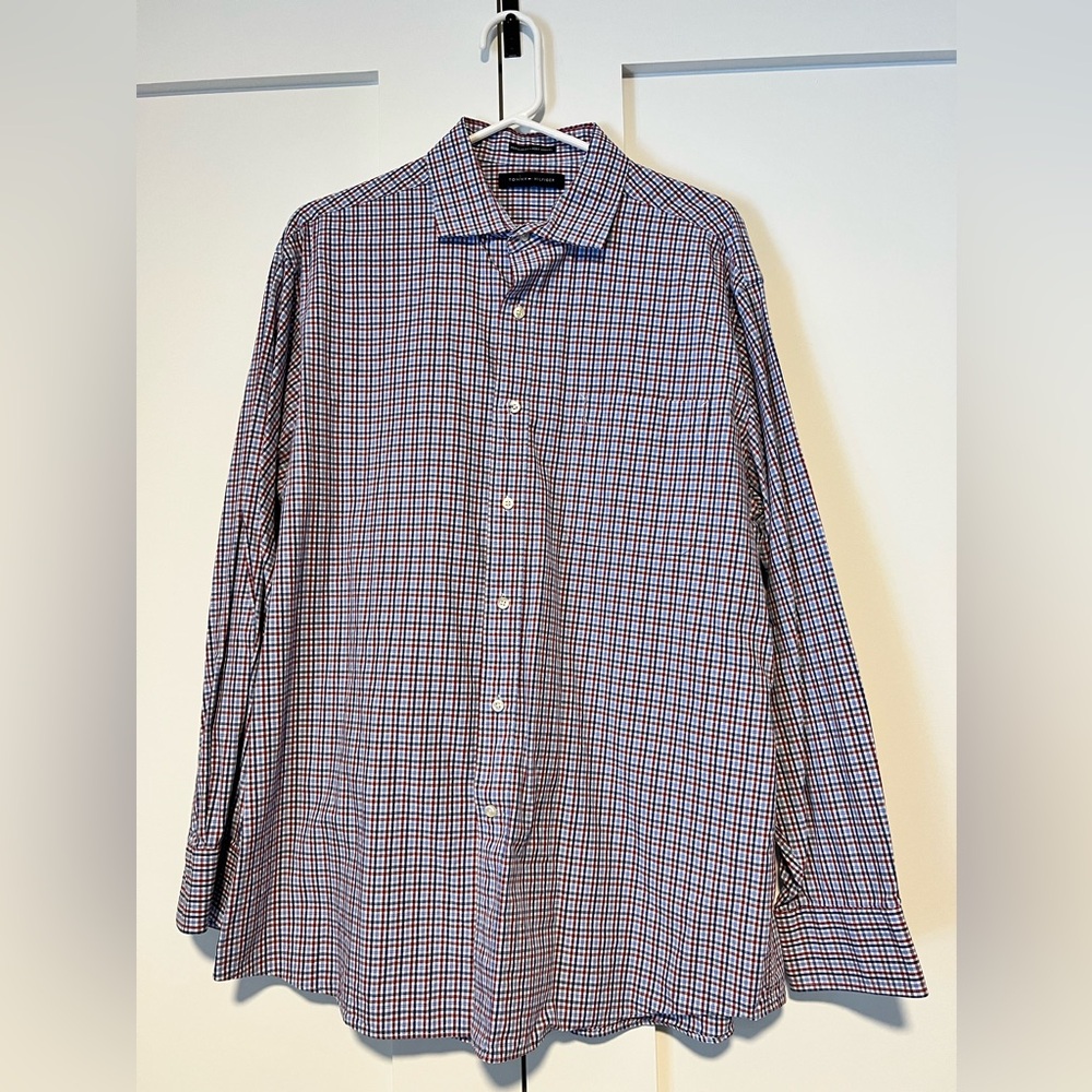 Men’s Tommy Hilfiger dress shirt